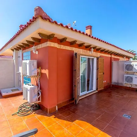 He Lux Zenia Mar